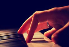 英超末輪降級之爭:埃弗頓萊斯特利茲聯三隊中兩隊將降級 !.